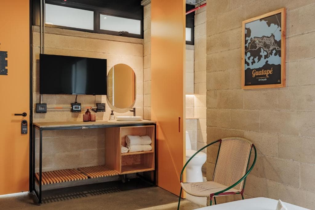 The Somos S Hotel 4